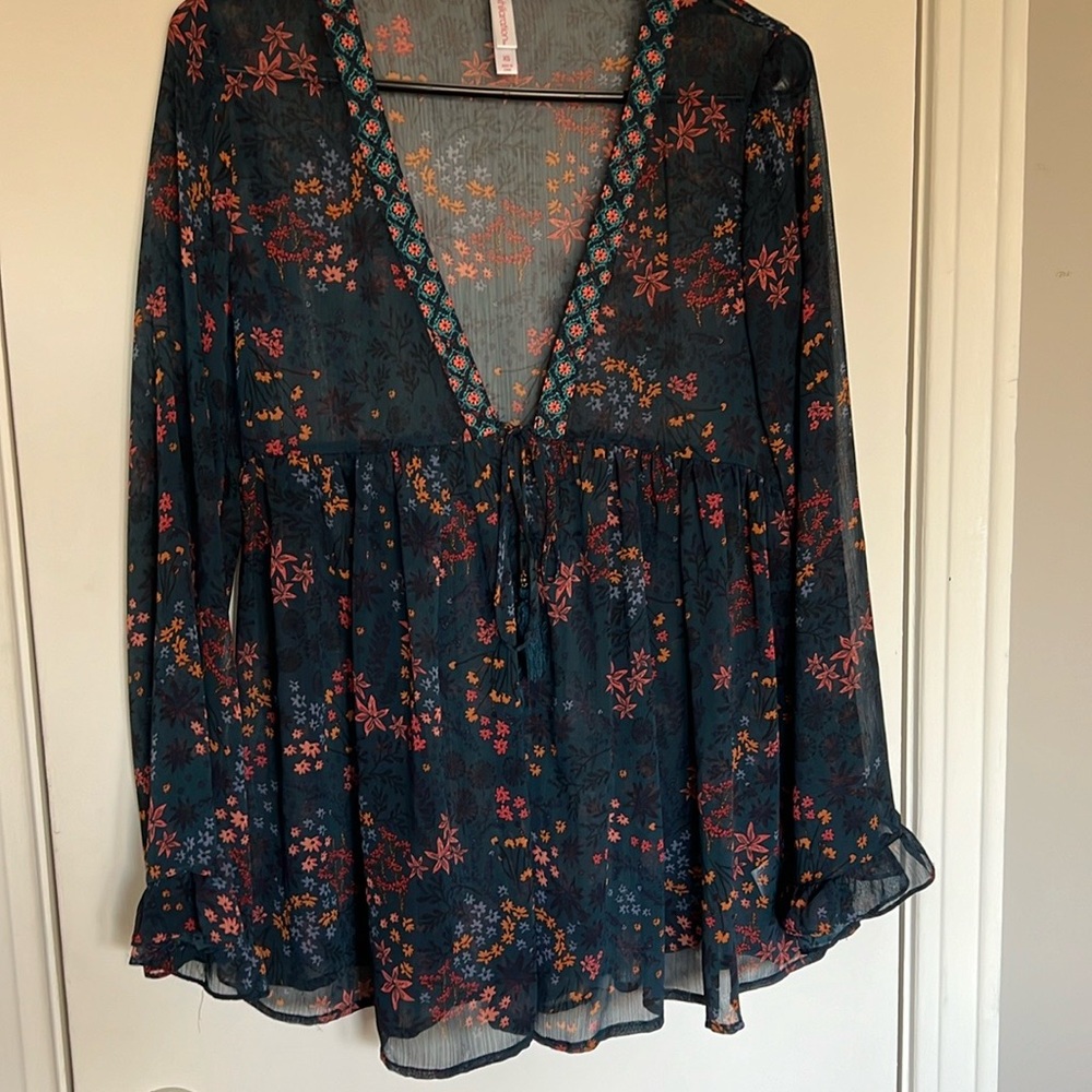 Floral print top